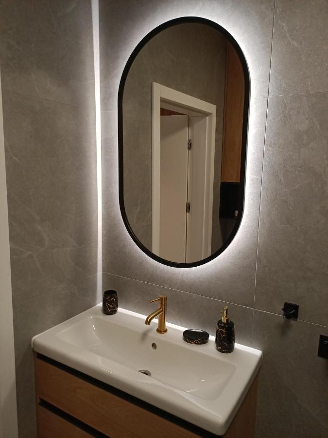 Apartment Maris - Srodmiescie - Klimatyzacja - Prywatny Parking
