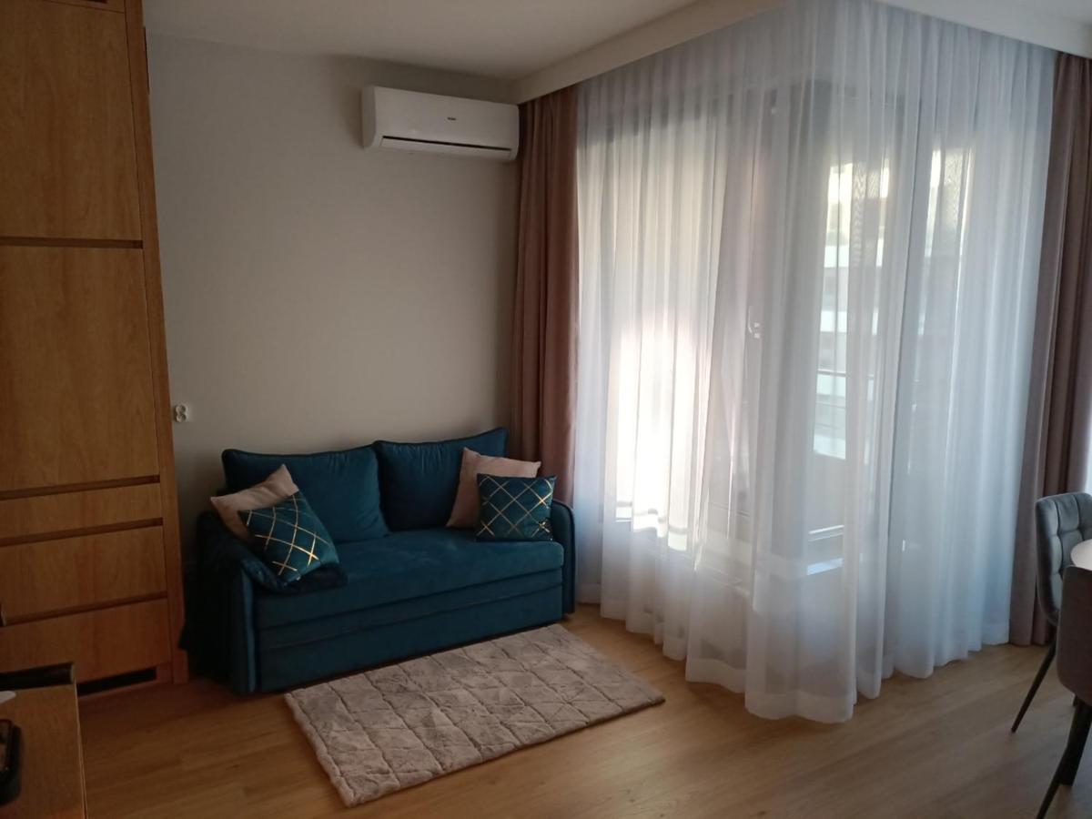 Maris - Srodmiescie - Klimatyzacja - Prywatny Parking Apartment